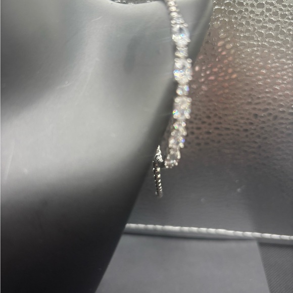 Elegant Sterling Silver Bracelet 75.00 each Cz - Picture 5 of 5